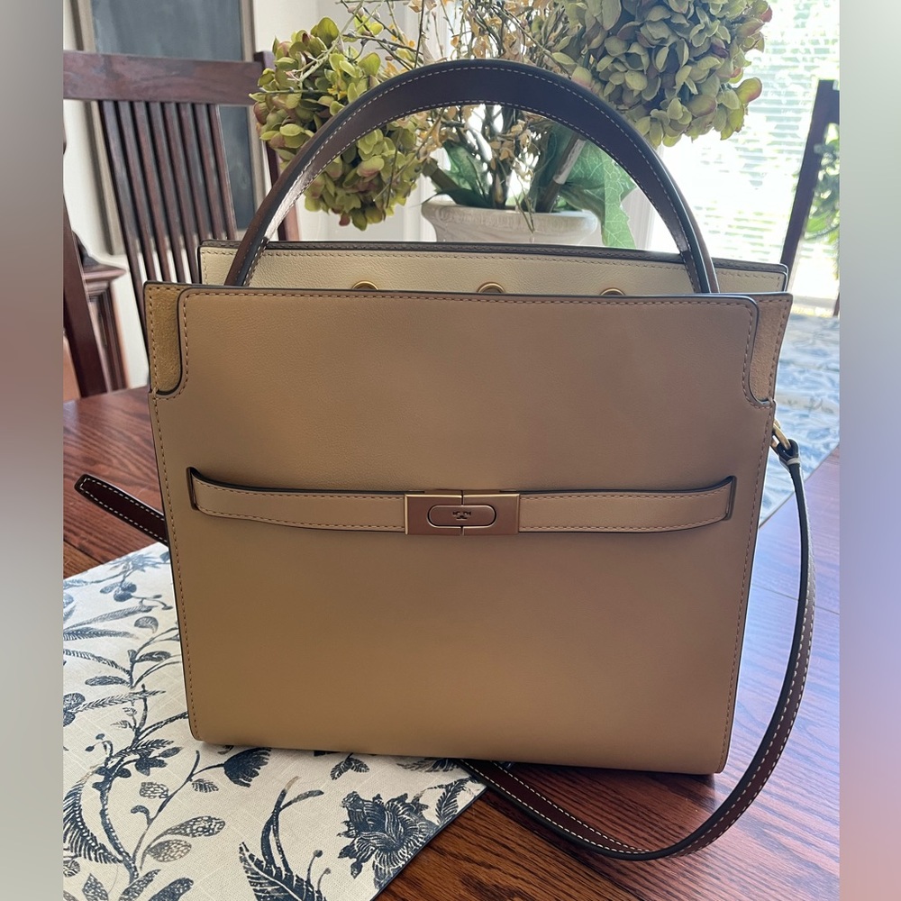 Authentic Tory Burch Lee RADZIWELL.